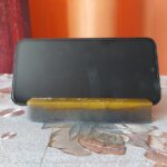 Stojan na mobil